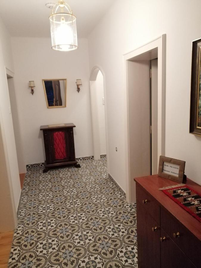 Siebenruh Apartment *